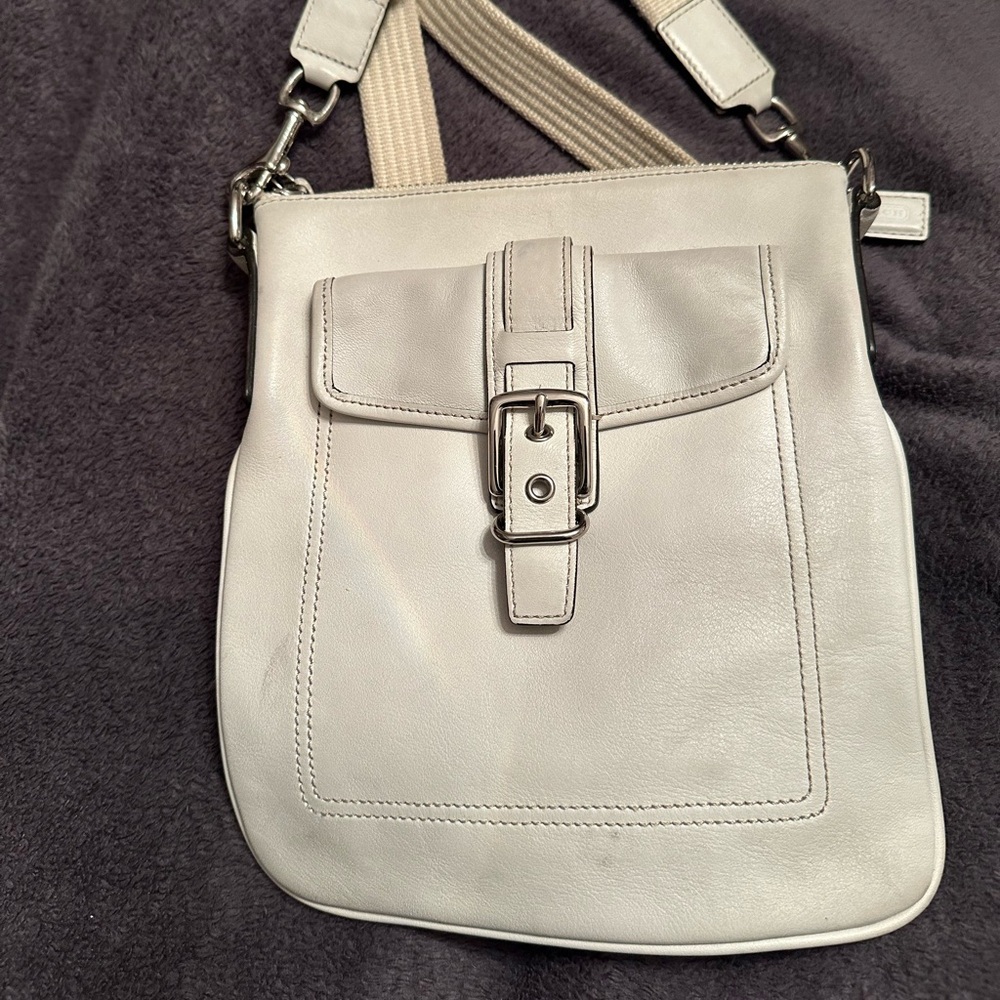 Vintage Coach leather crossbody